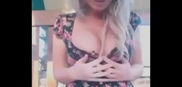  Latina Big boobs